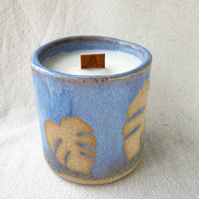 Load image into Gallery viewer, Monstera Leaf Candles
