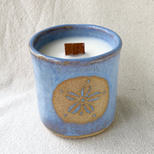 Load image into Gallery viewer, Sand Dollar Candle
